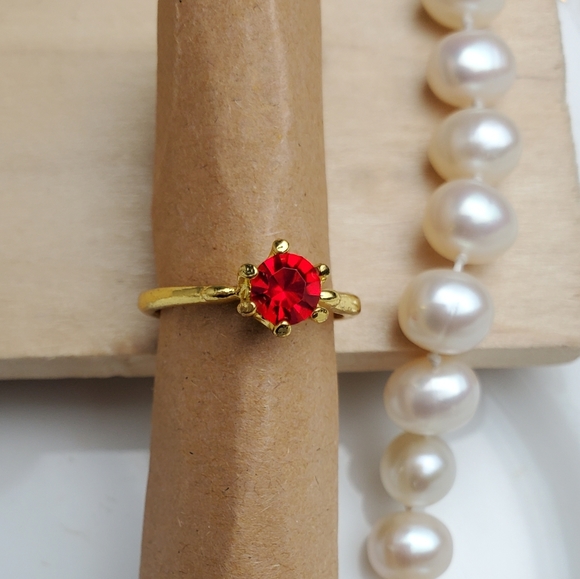 💫5/$25 RUBY RED GOLD RING - Picture 4 of 7
